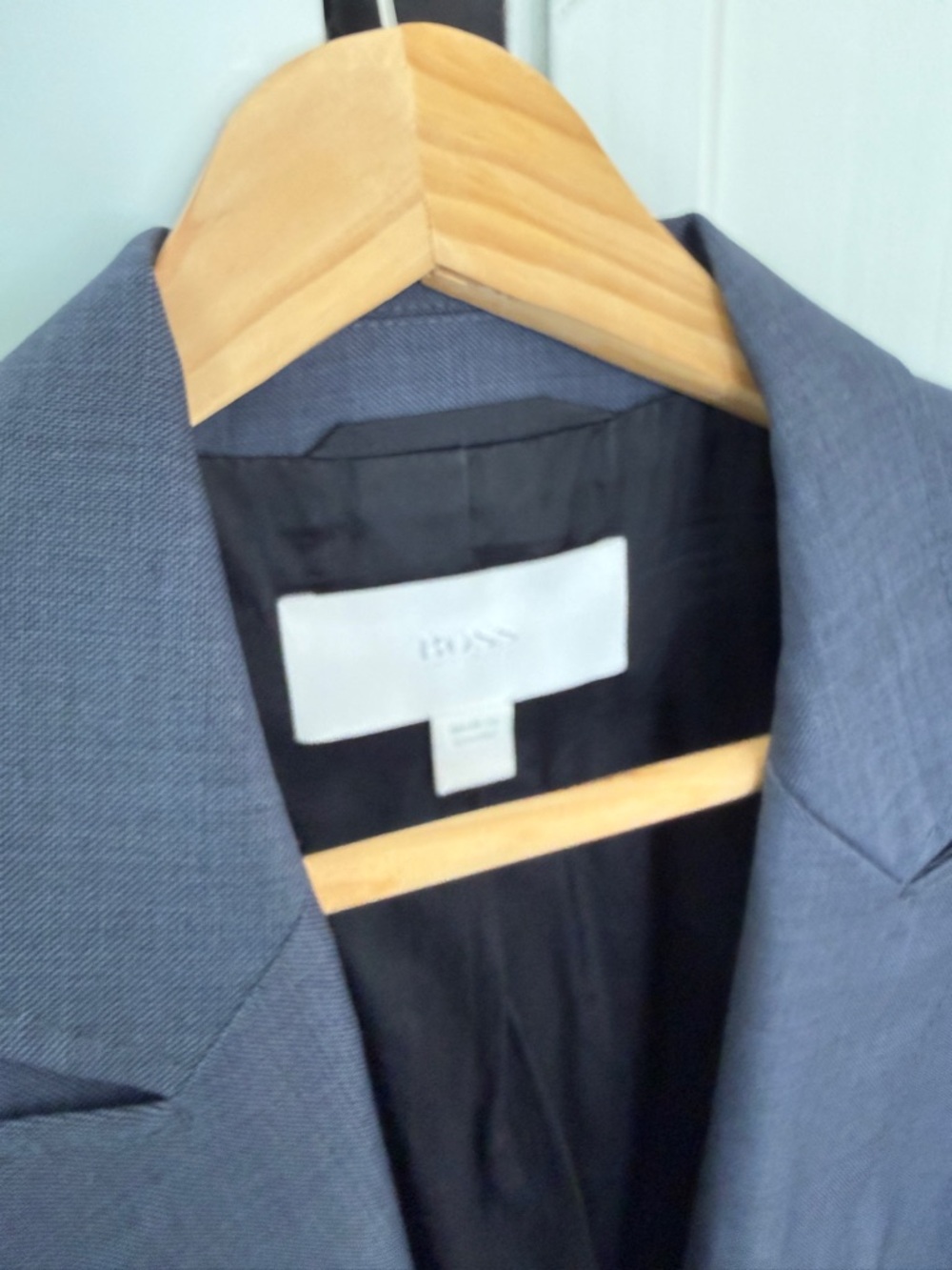 Hugo Boss Women’s Navy Suit Set (Blazer + Pants) – Tailored Fit - Size US 4 - Picture 3 of 12